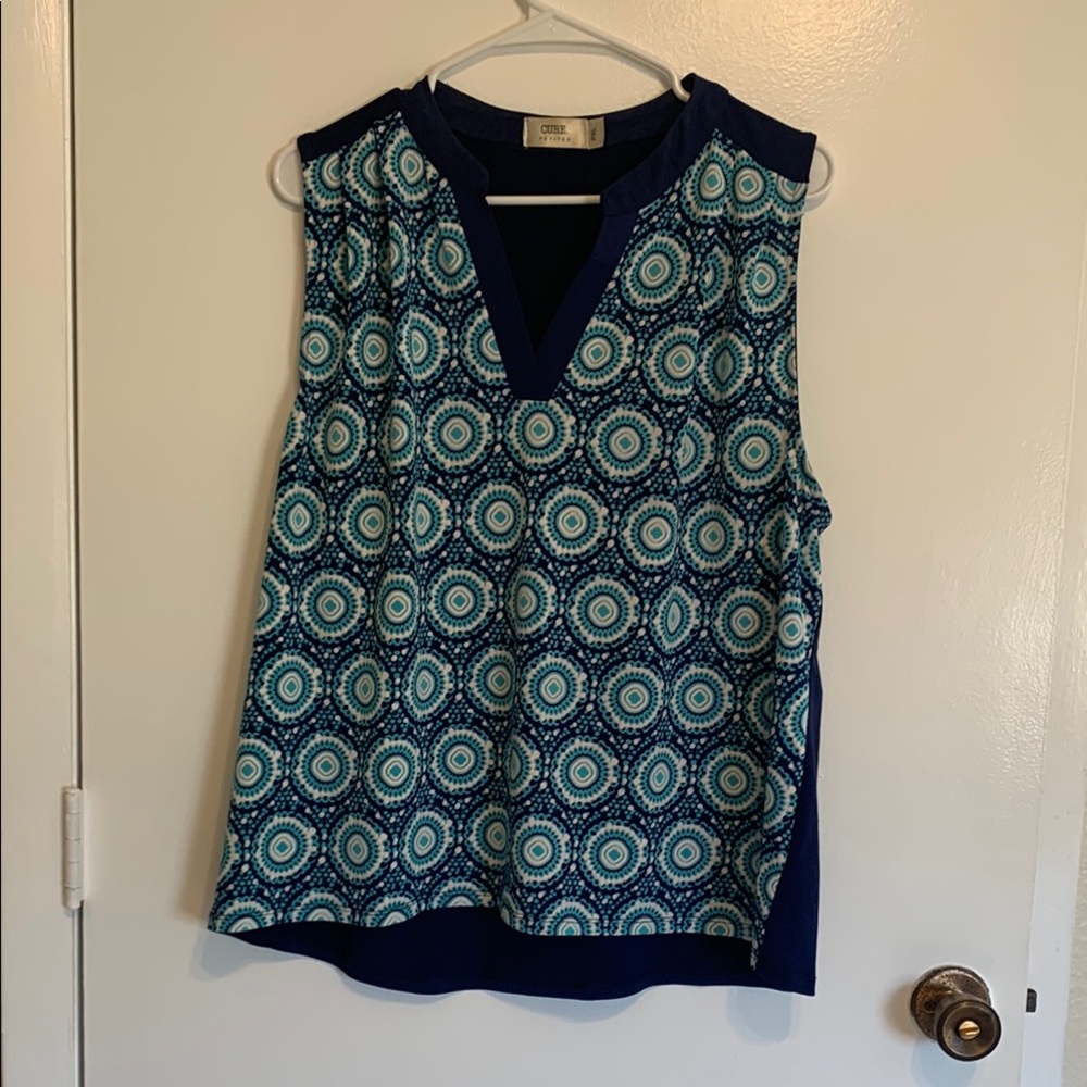 Cure Petites Blue Sleeveless Geometric Blouse